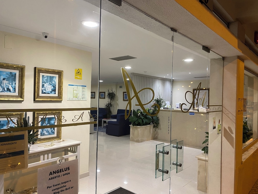 숙박 시설 입구