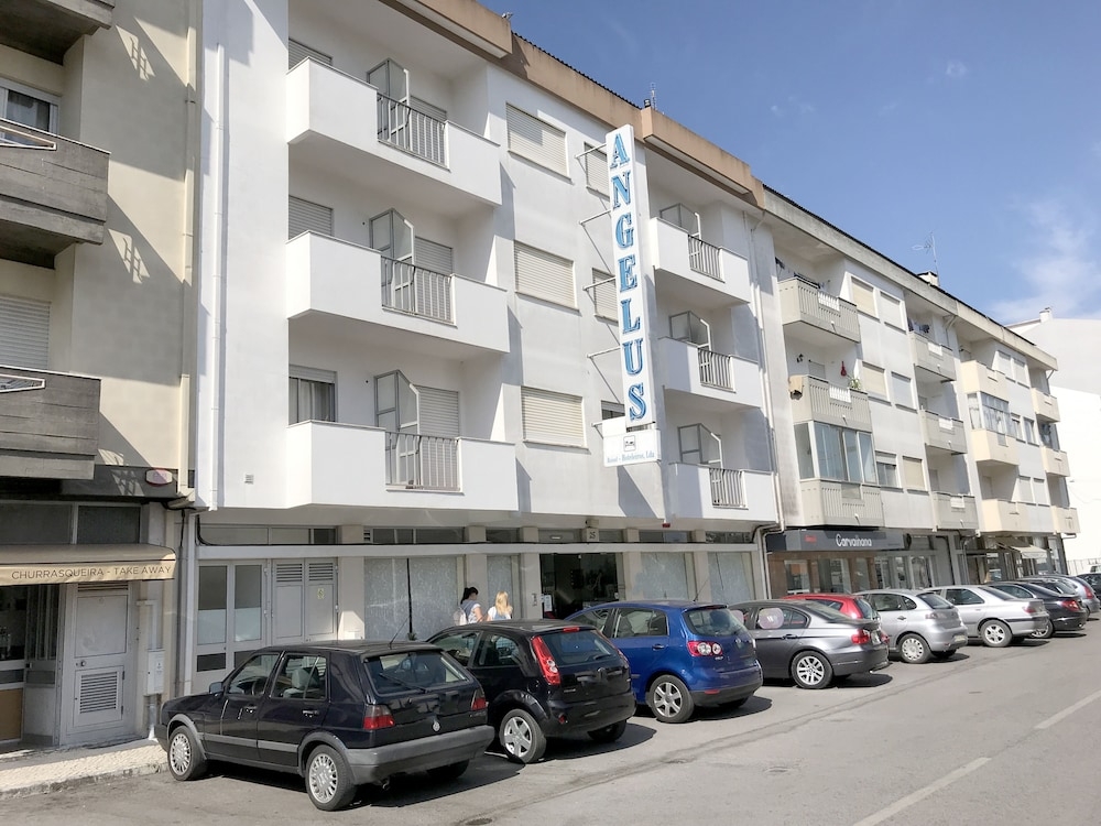 숙박 시설 정면