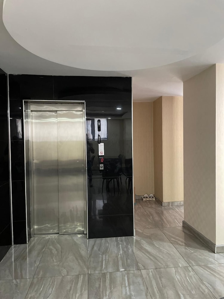 숙박 시설 정면