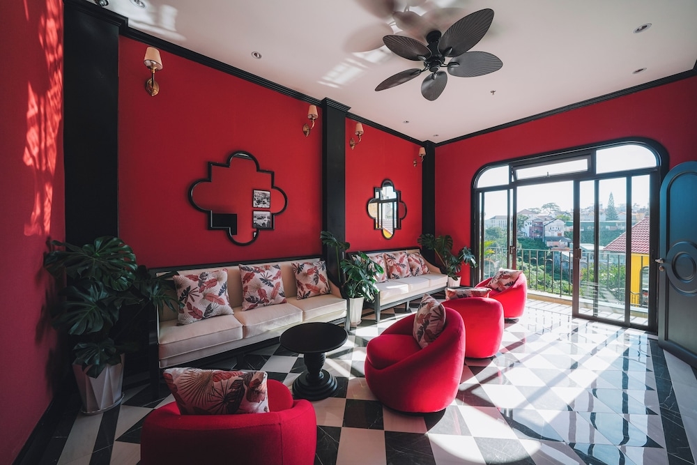 로비 좌석 공간