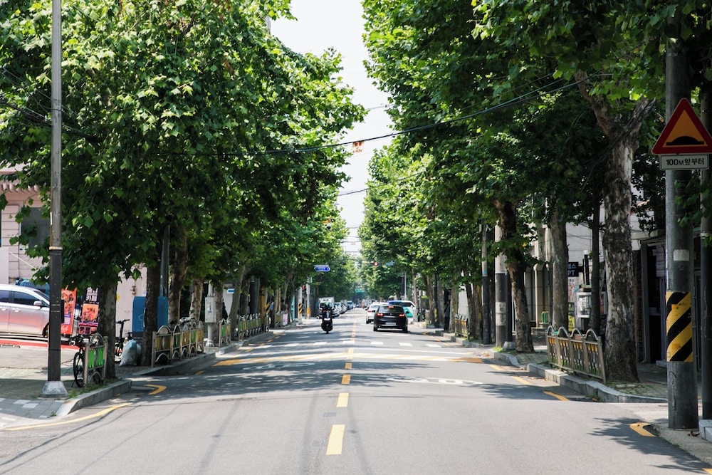 어린이 놀이 공간 - 야외