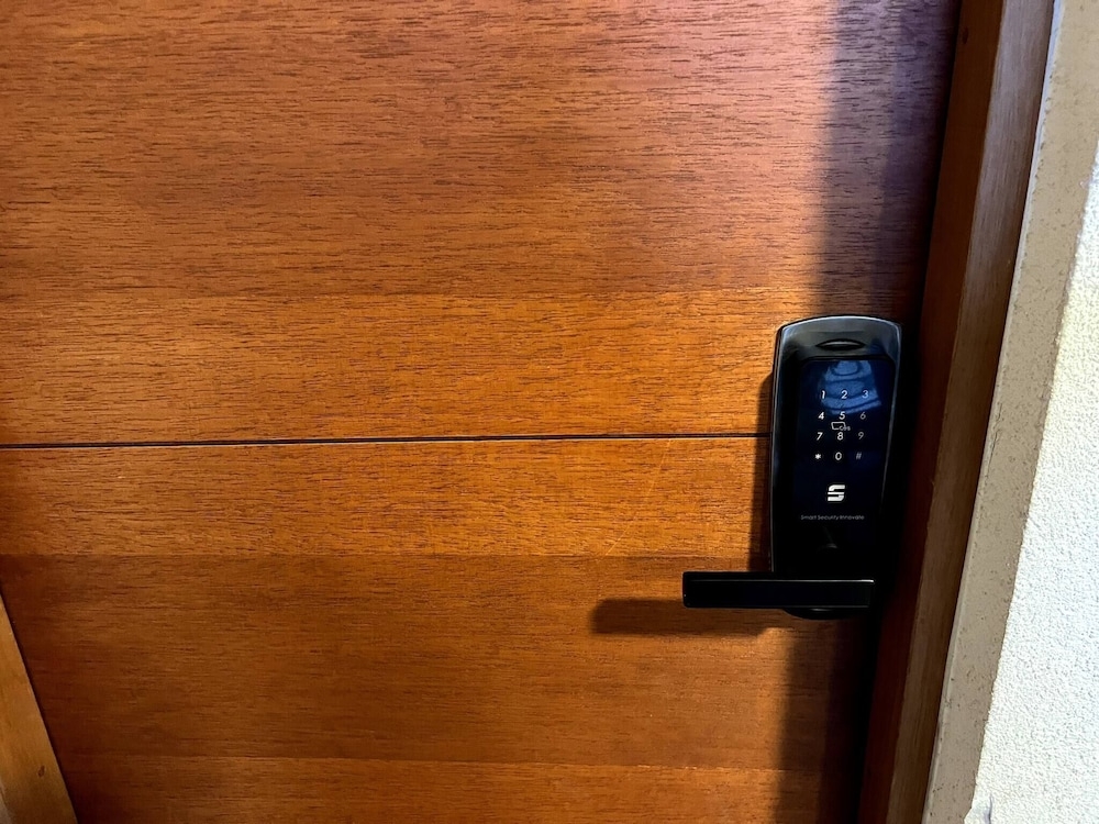 숙박 시설 입구