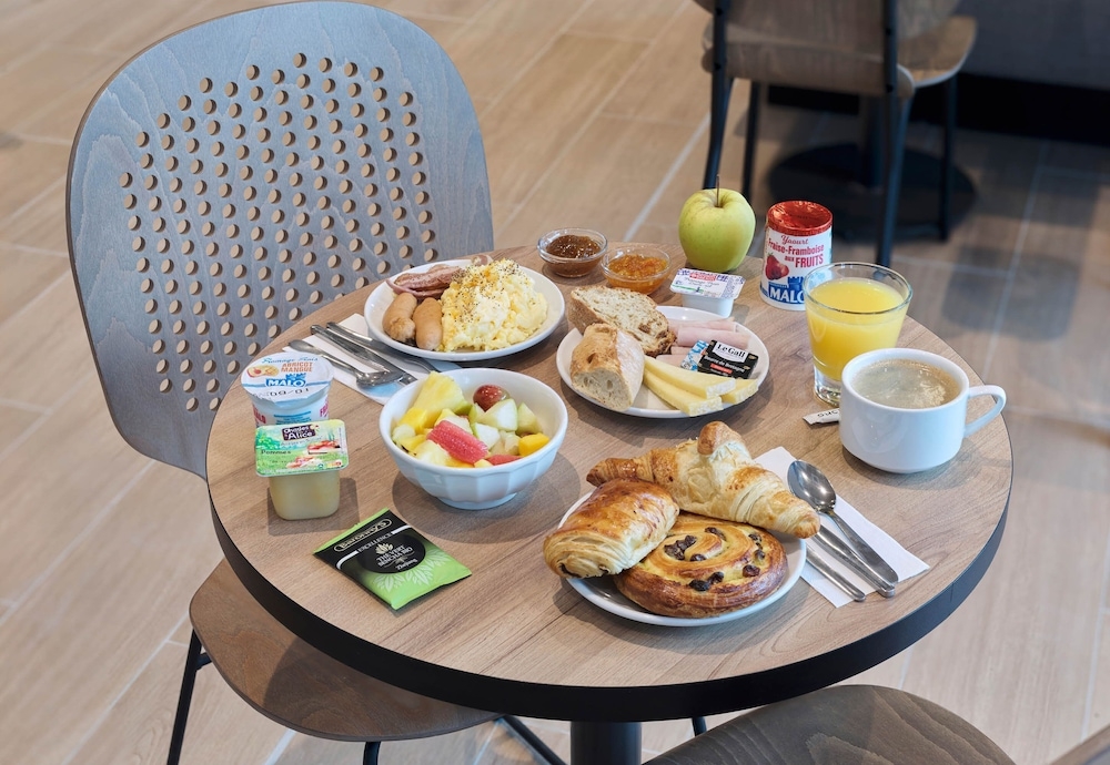 뷔페 아침 식사