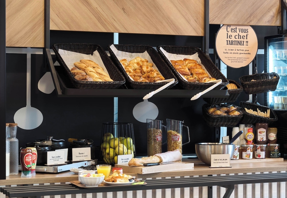 뷔페 아침 식사