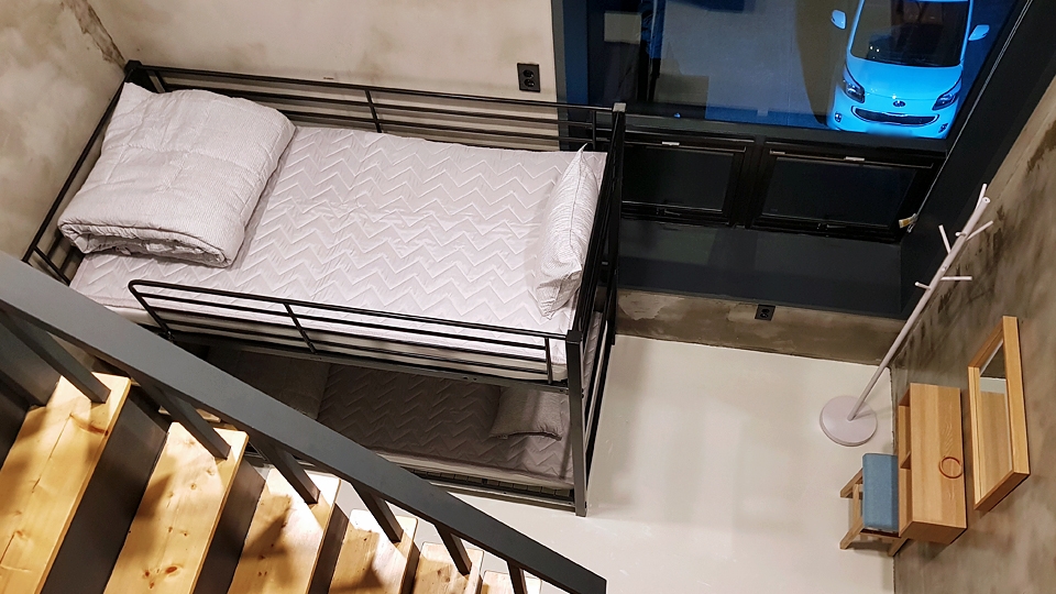 여자도미토리 4인실