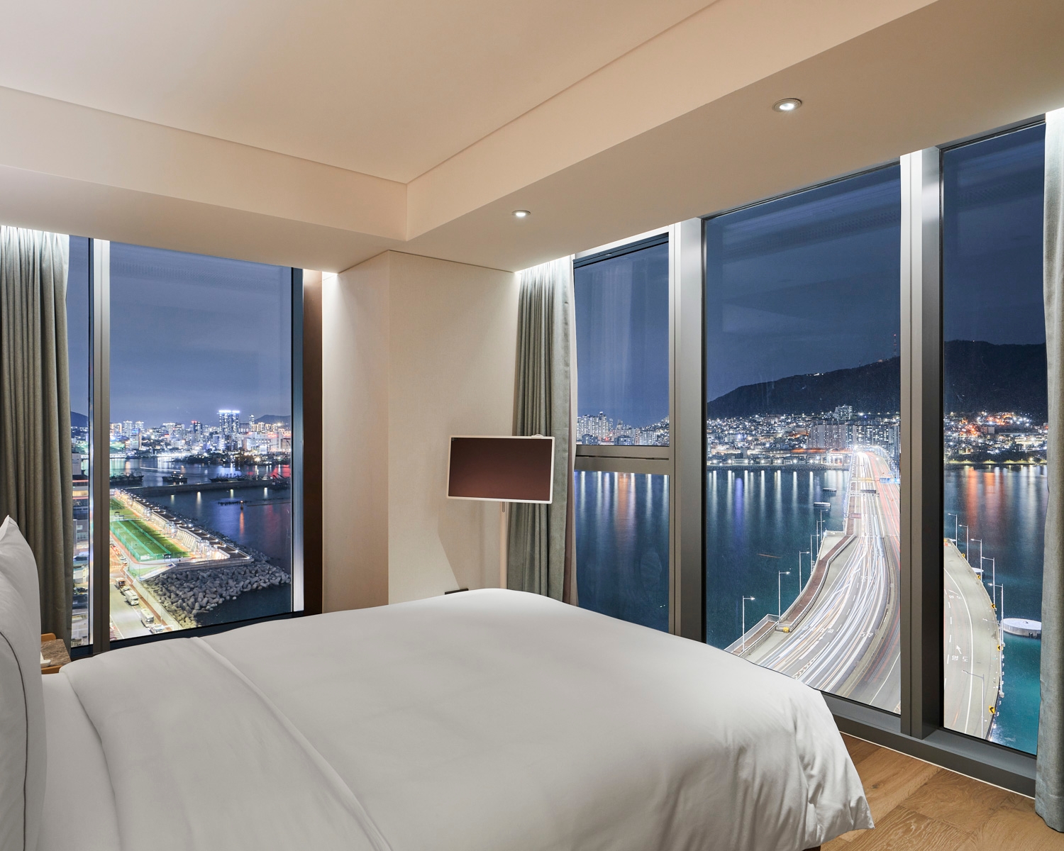 코너스위트 투 베드