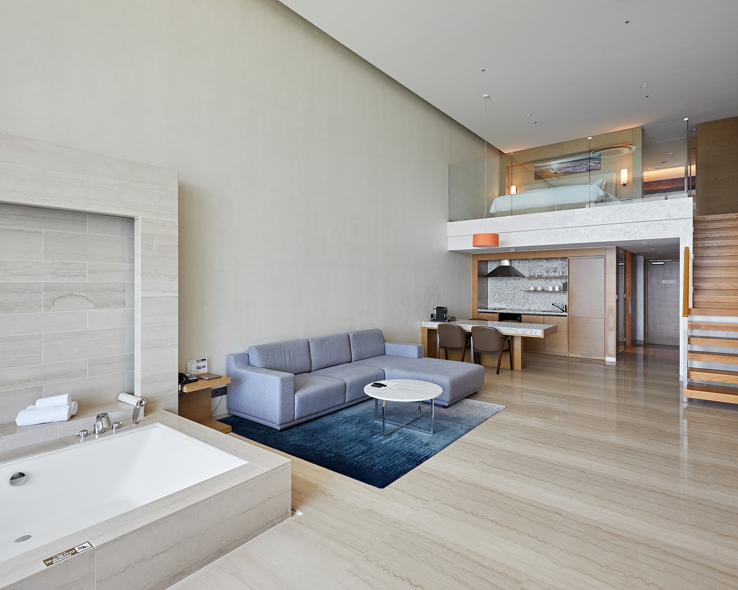 듀플렉스 스위트 트윈