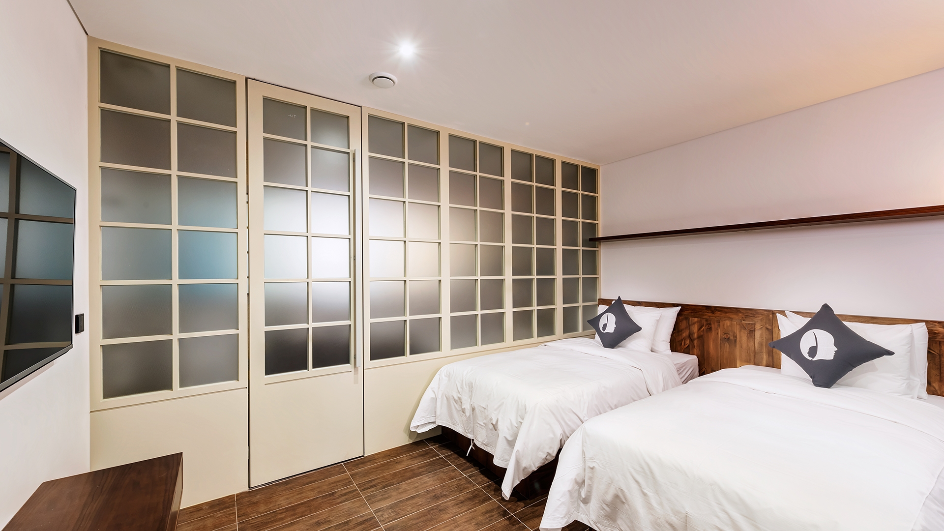 디럭스 트윈 (웨스턴)