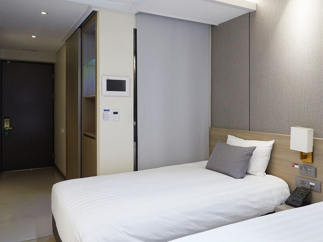 디럭스 패밀리 트윈