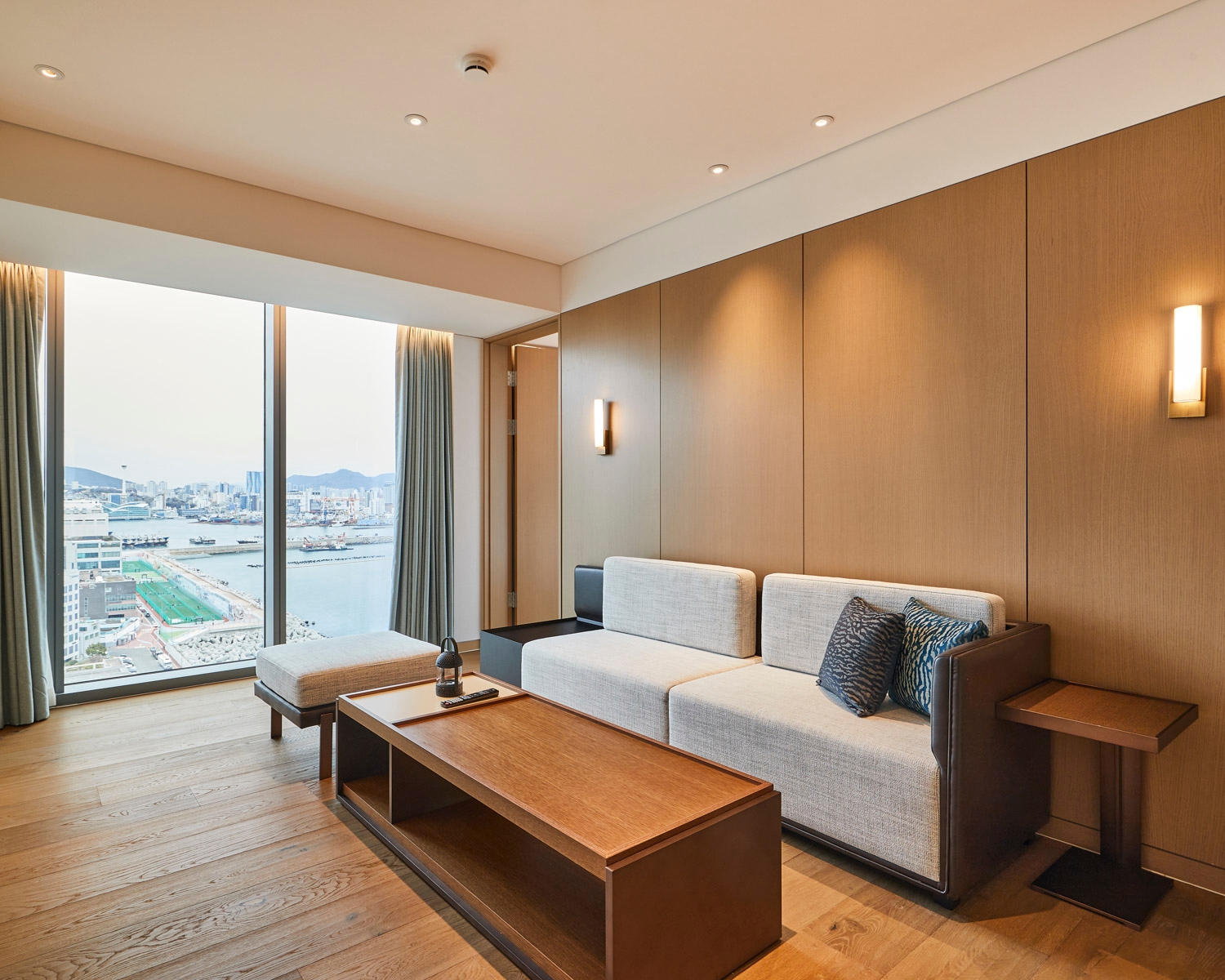 코너스위트 투 베드