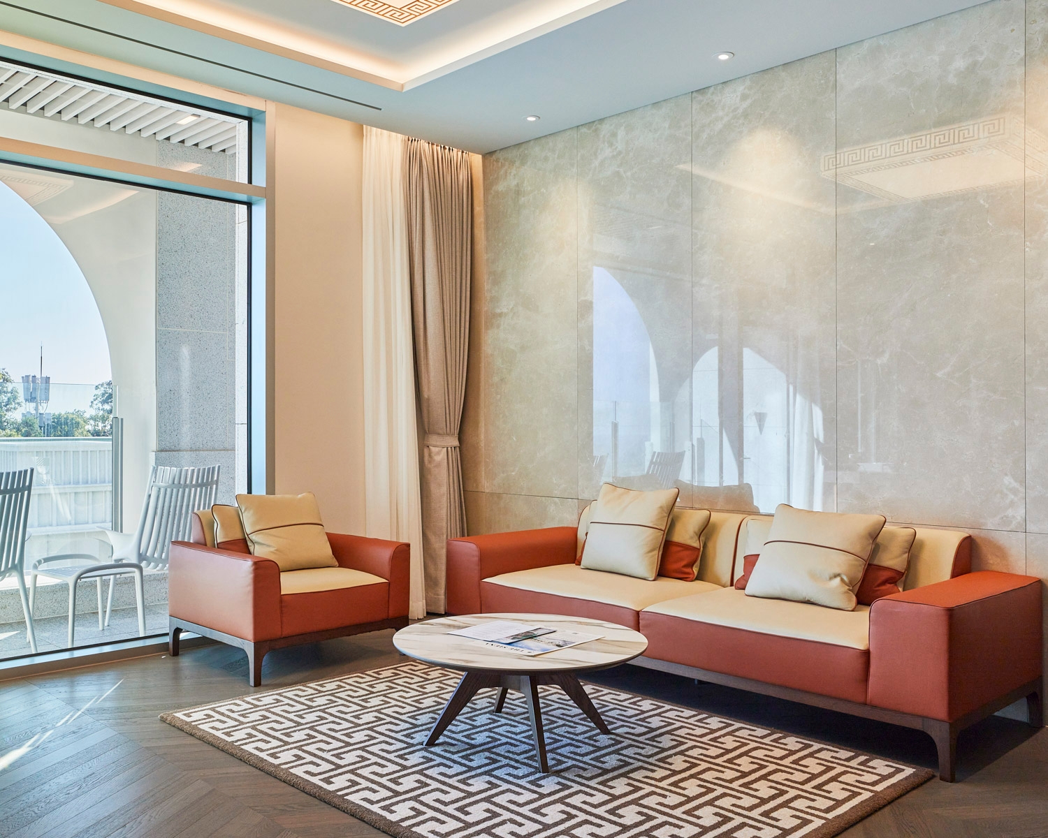 로얄 펜트하우스