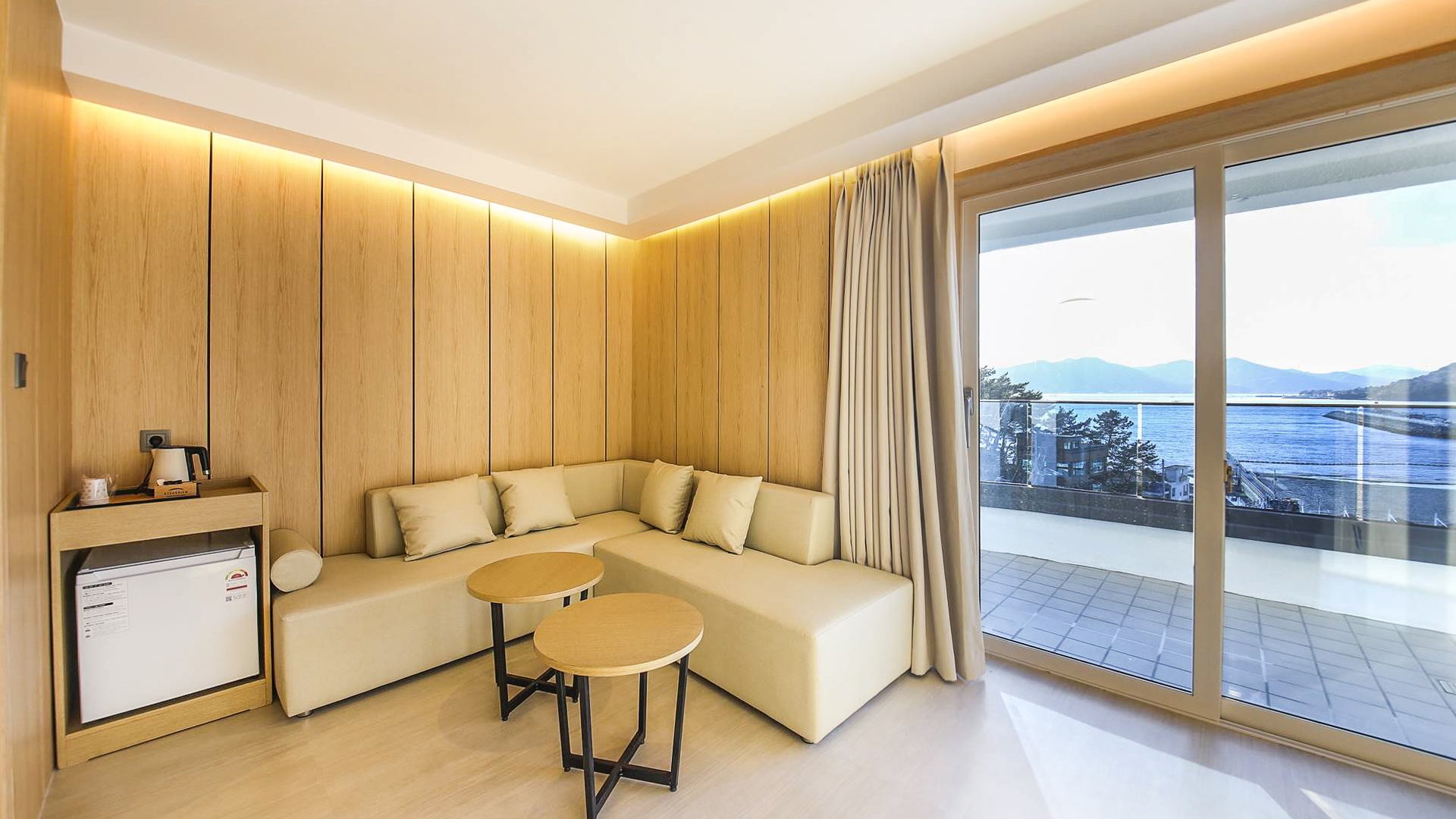 로얄 스위트 오션뷰 테라스룸