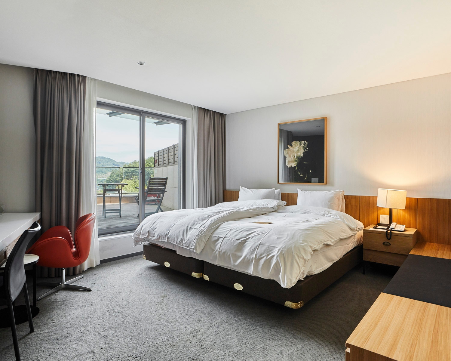 디럭스 헐리우드 더블