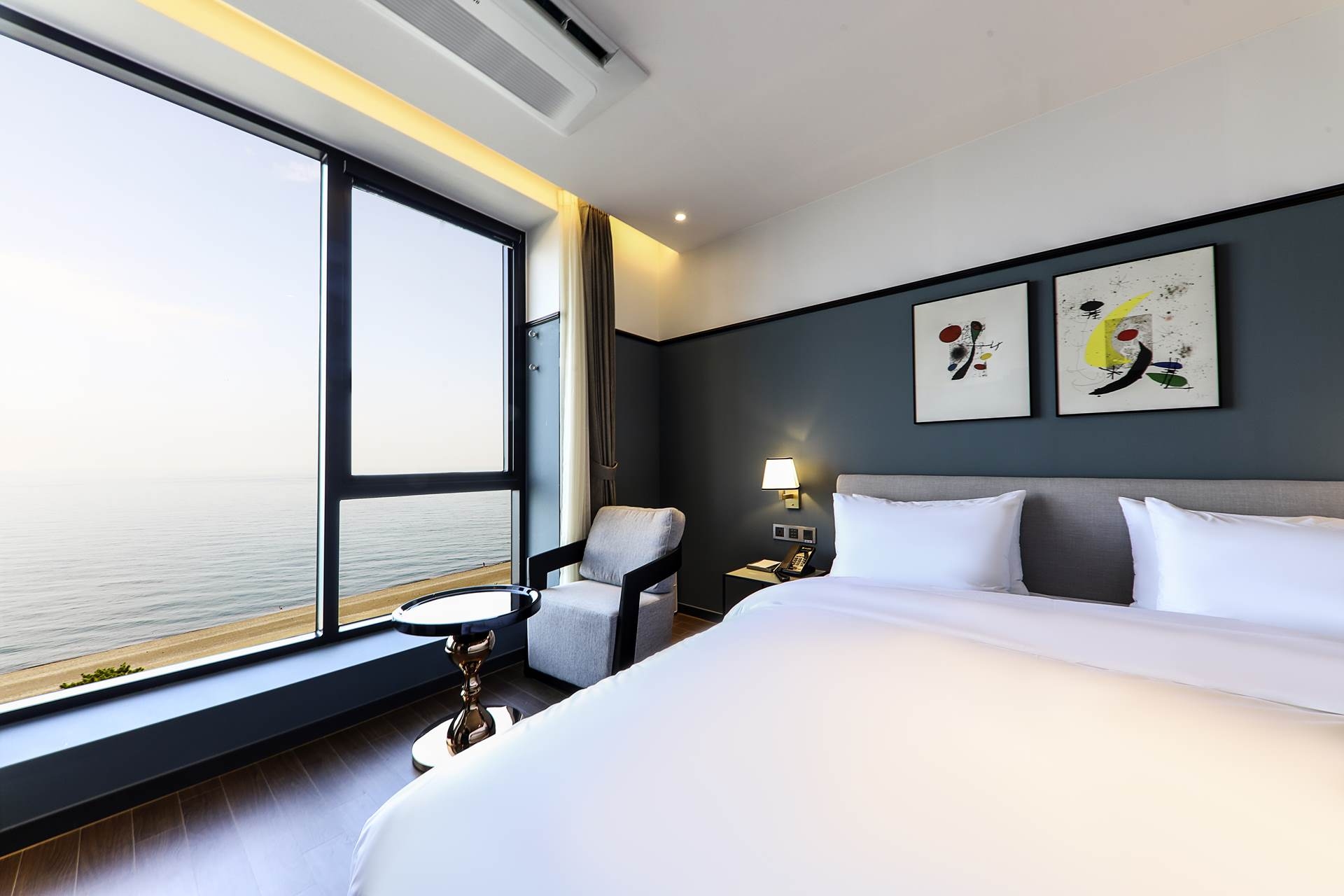 세컨 플로어 오션 더블 (2nd fl