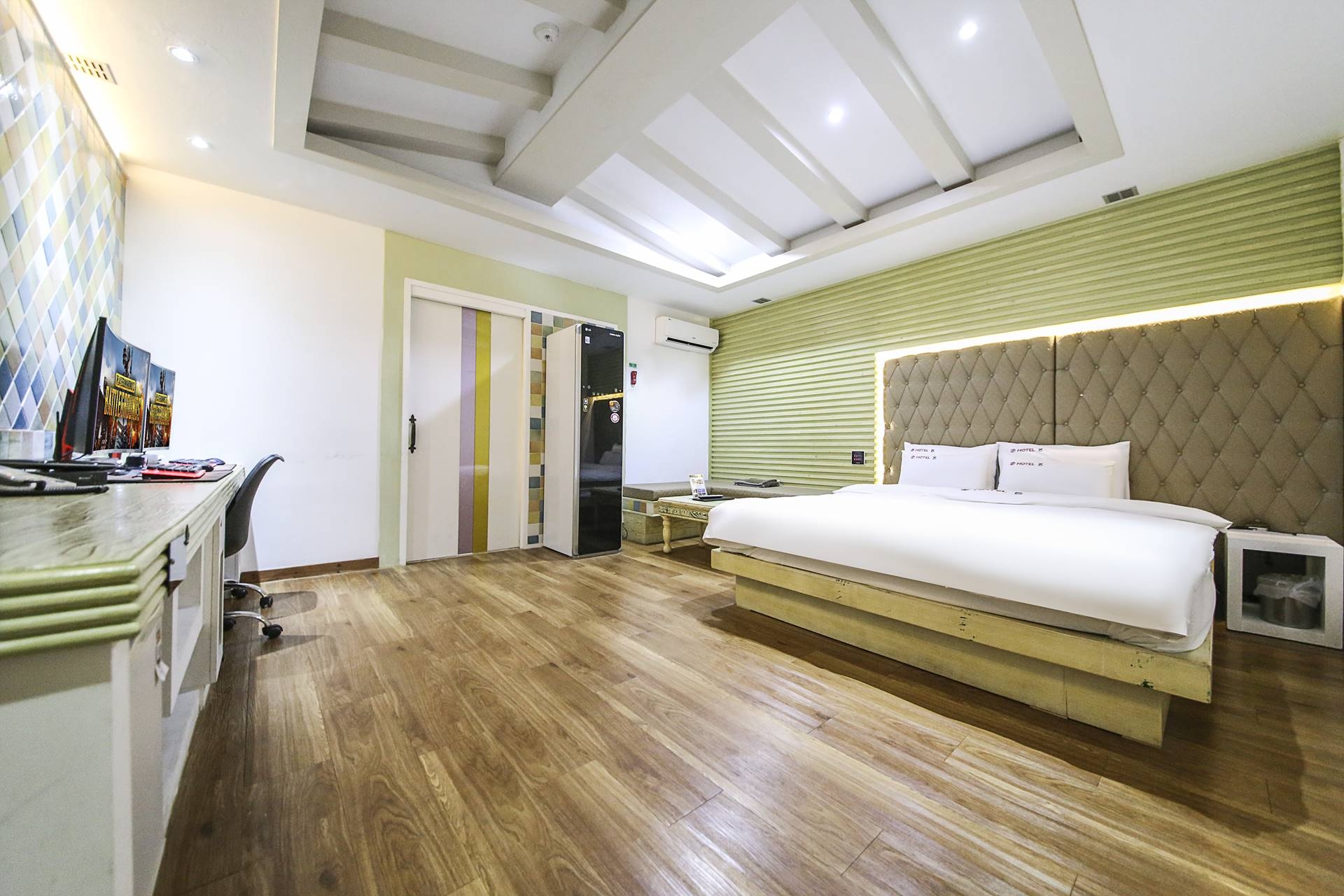 Deluxe 스타일러(넷플릭스,스타일