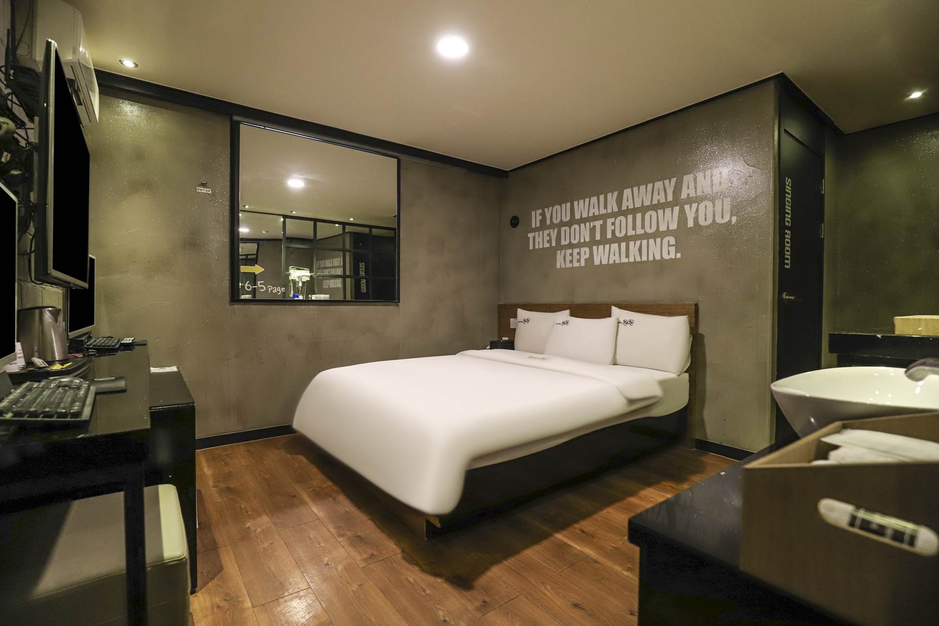 특실 연박불가 (노래방,밤11시까지,