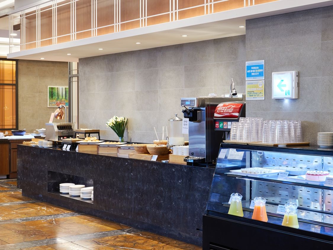 포시즌스 레스토랑