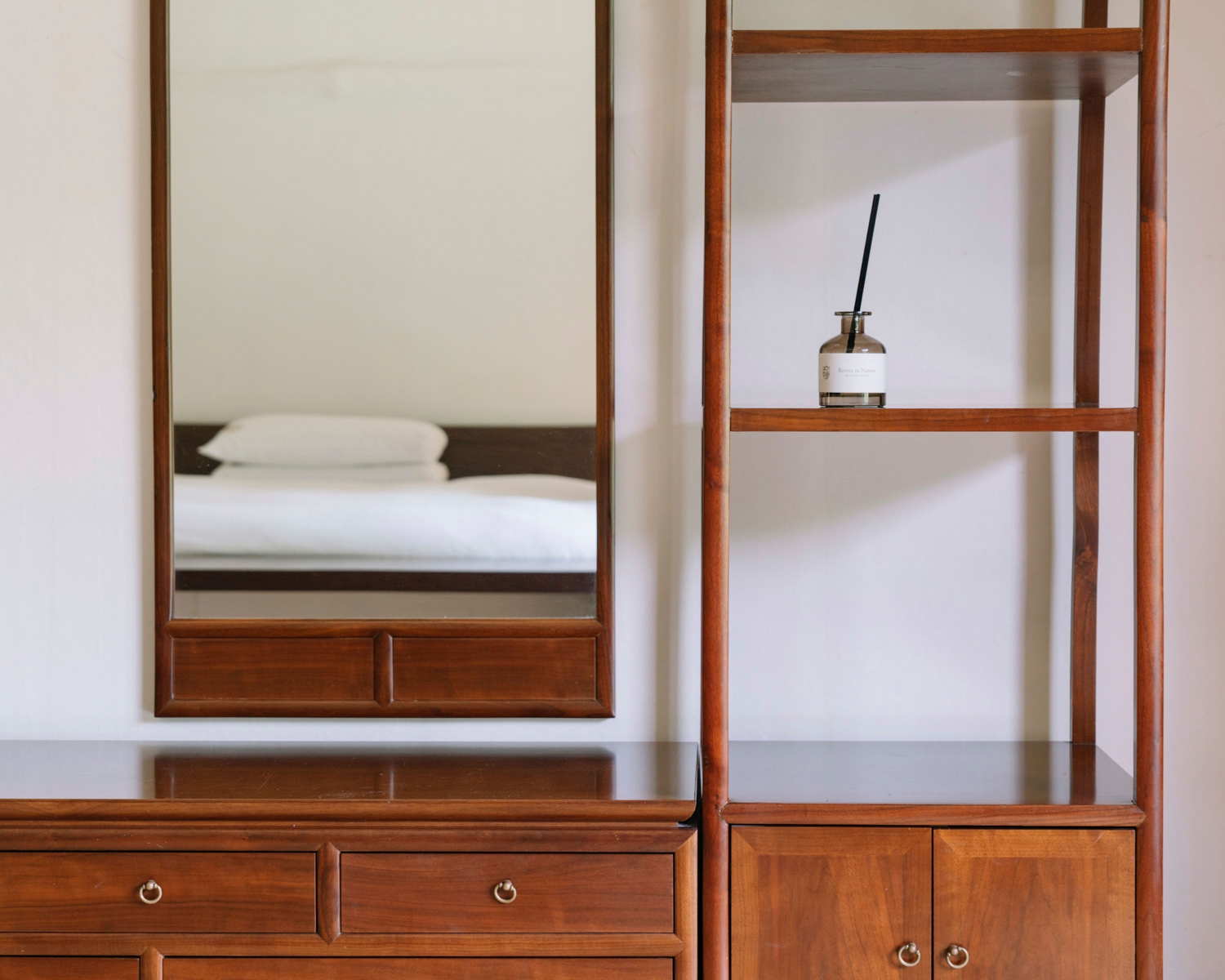 디럭스 한실