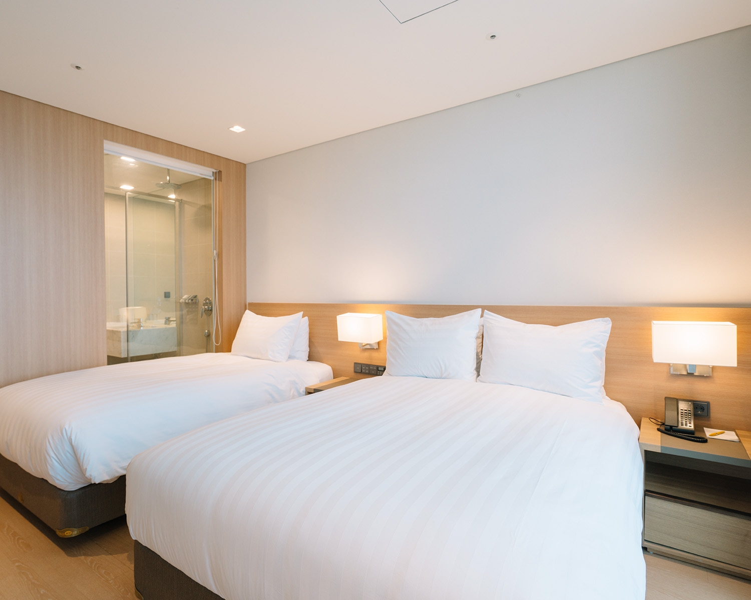 이그제큐티브 트윈