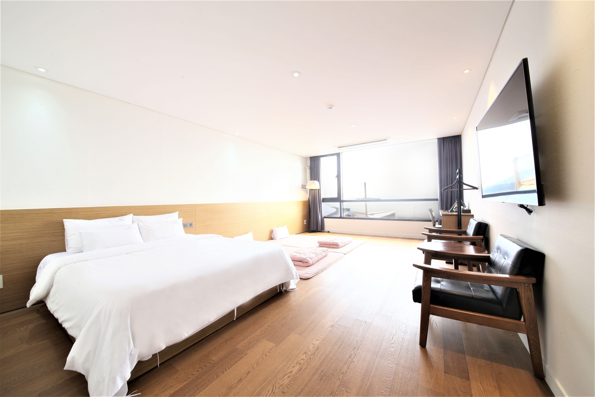 온돌.침대(넷플릭스,케이블카 할인권)