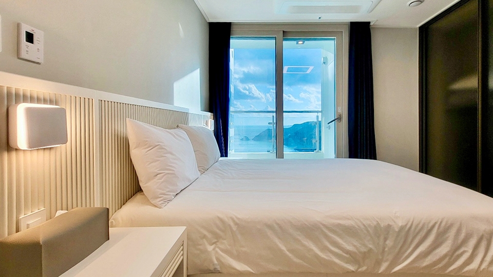 테라스 오션 패밀리 스위트 (오션뷰 B)