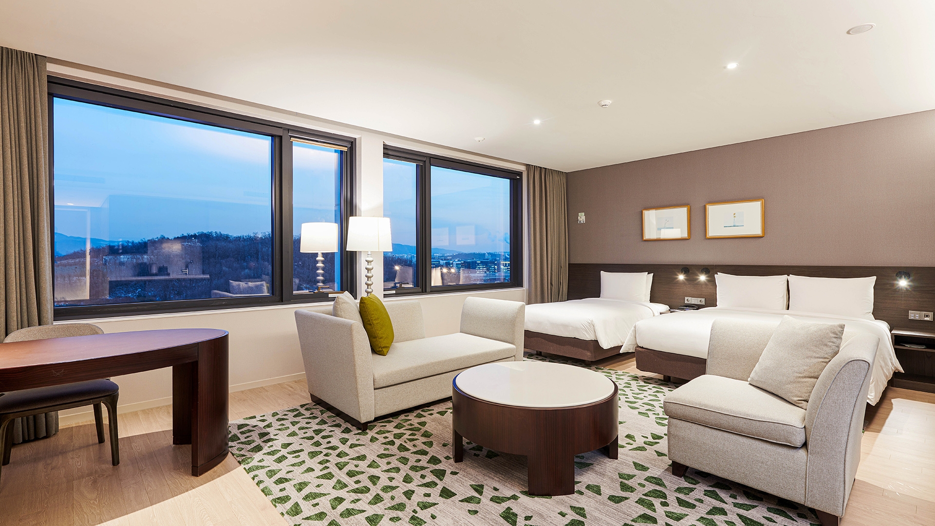 프리미어 스위트