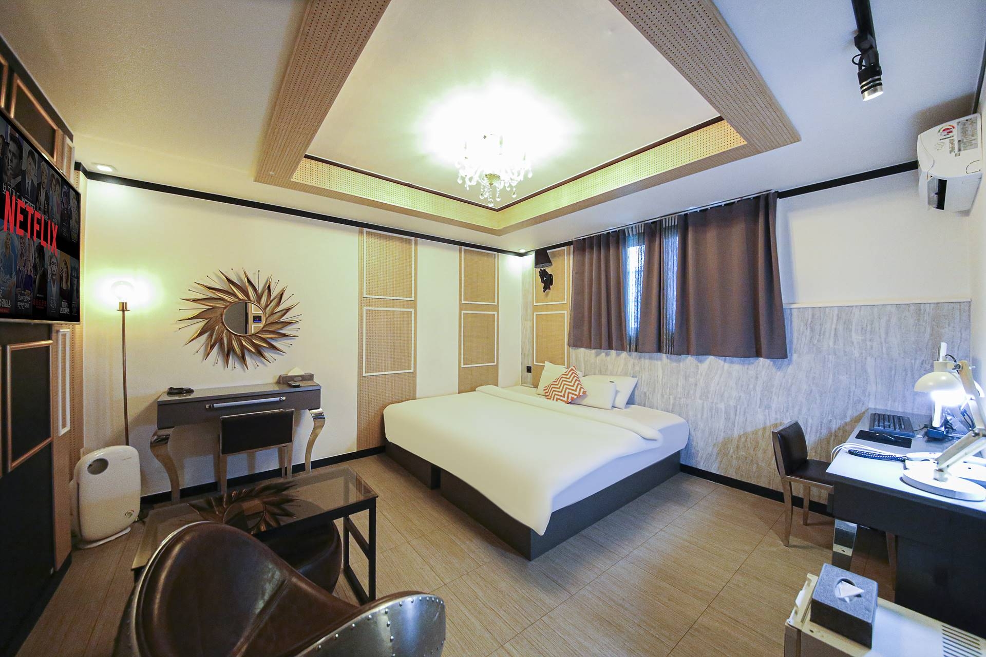 슈퍼 디럭스(넓은침대,공기청정기,1P