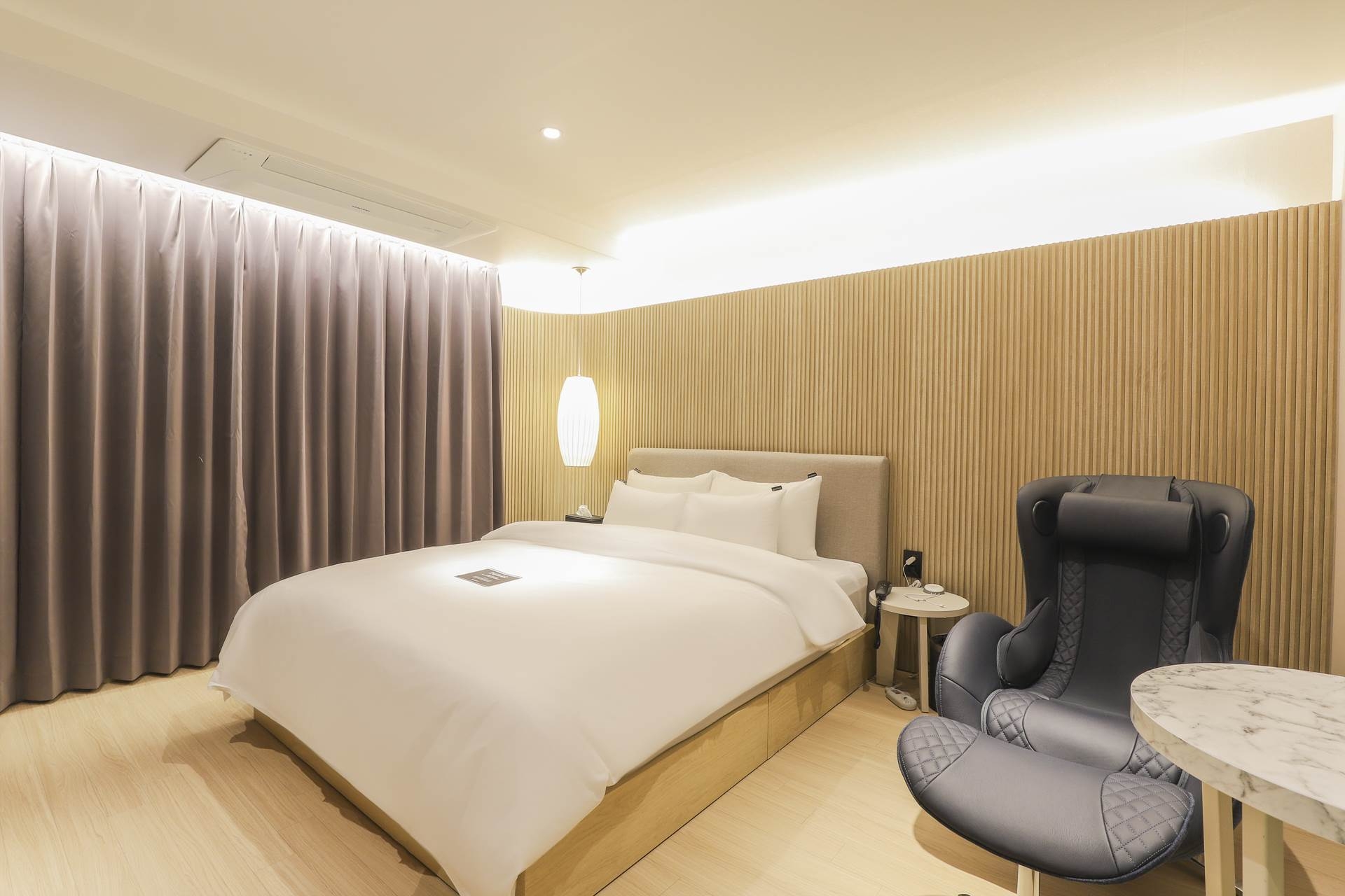 프리미엄 스타일러룸(숙박고객미리주차가