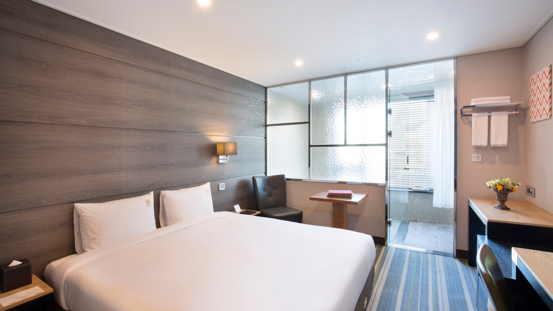 프리미엄 스탠다드