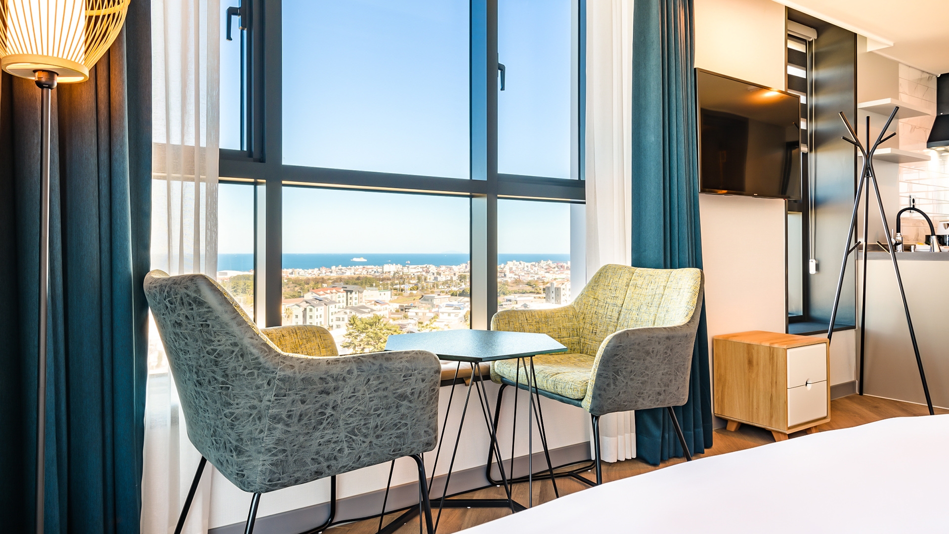 디럭스 패밀리트윈