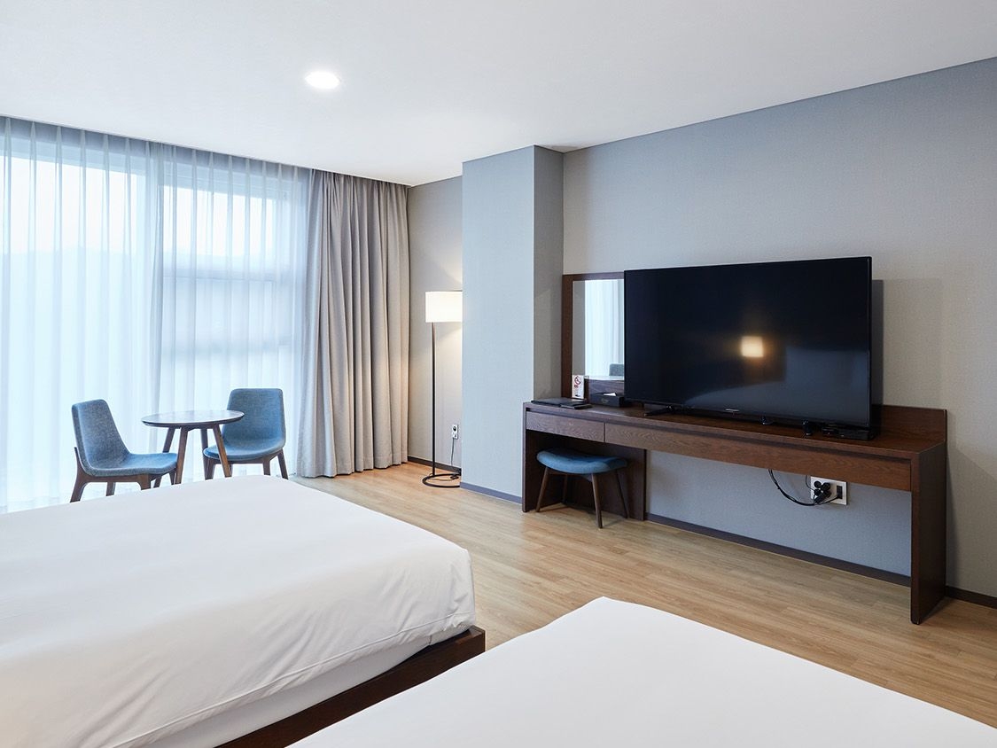 디럭스 트윈 (전망 없음)