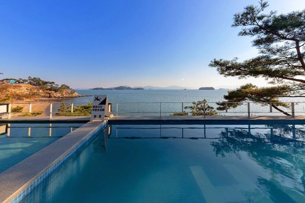 2층 독채 풀빌라