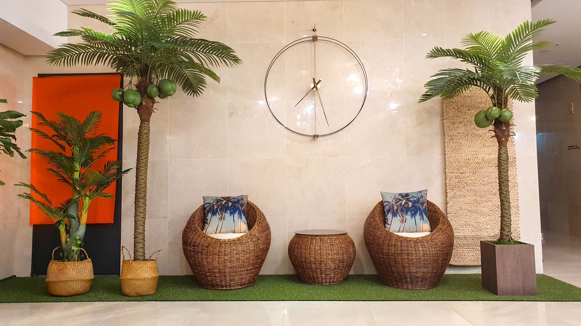 로비 휴게 공간