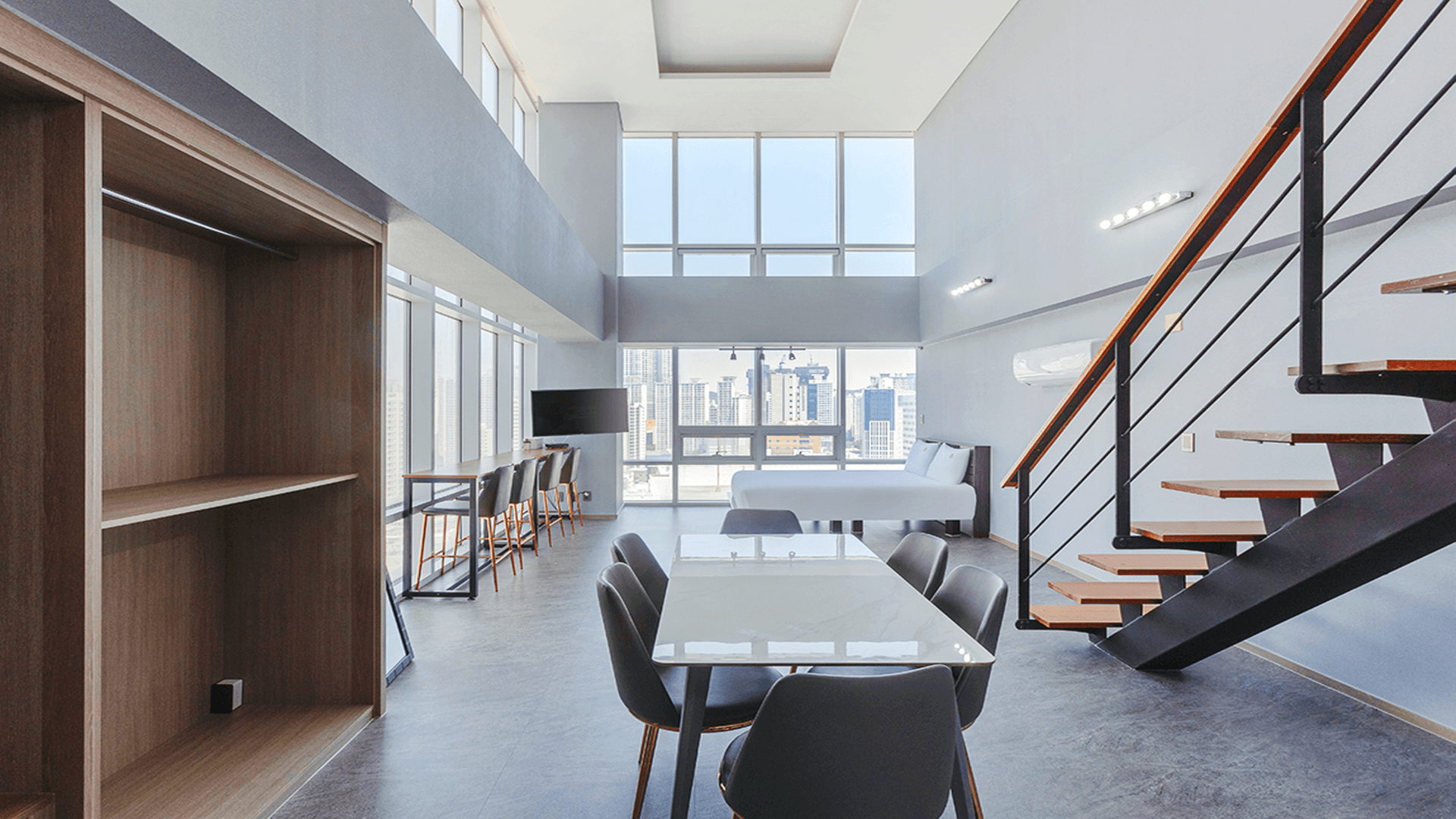 스위트 복층 시티뷰