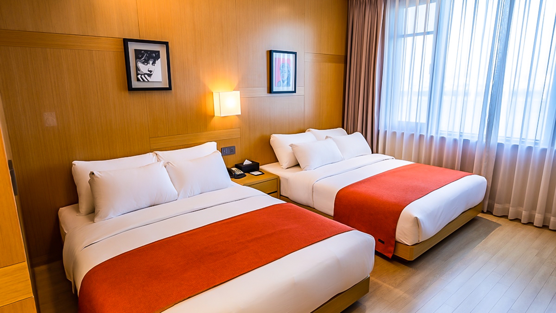 디럭스 패밀리 더블