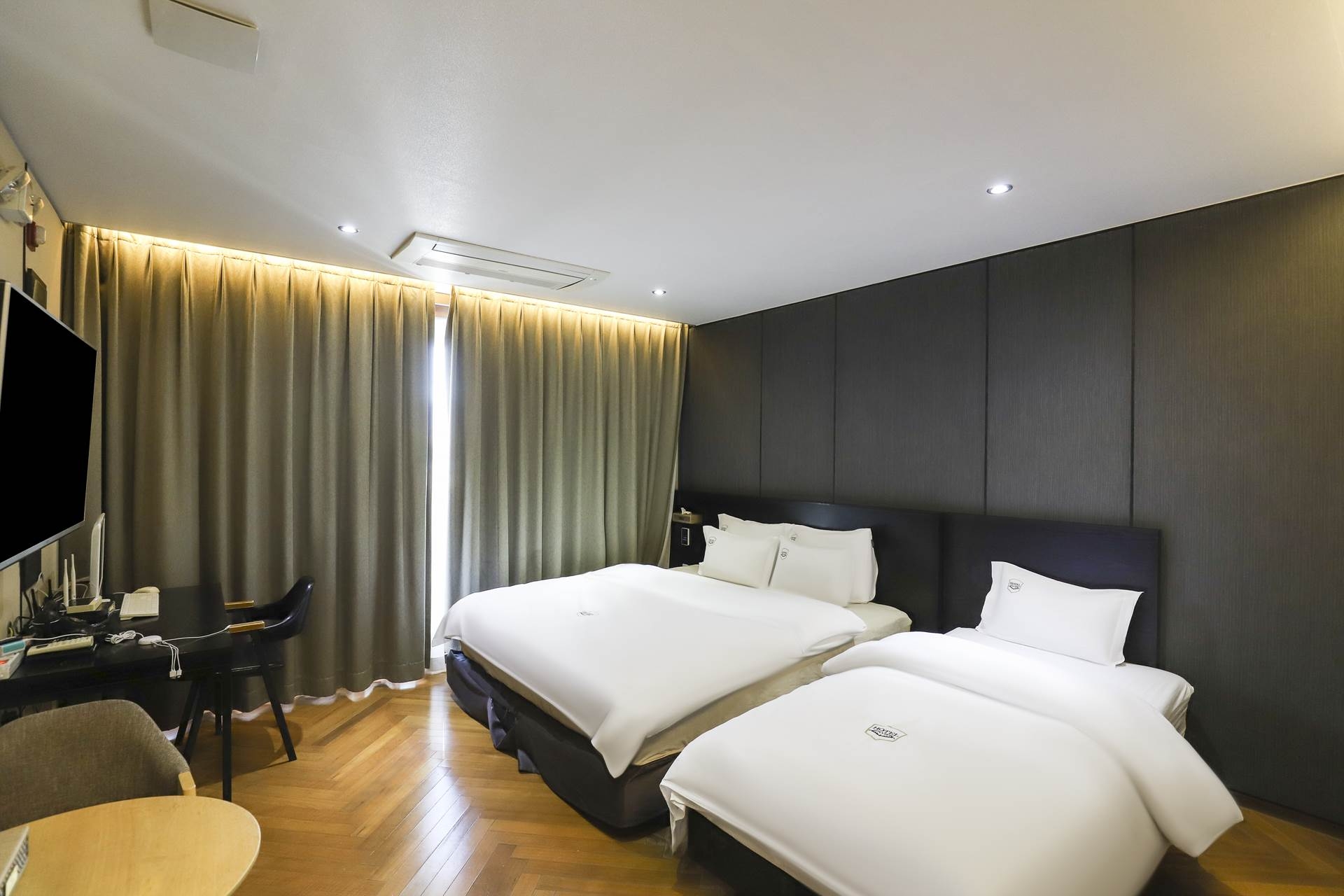 스탠다드 트윈(Room Only)