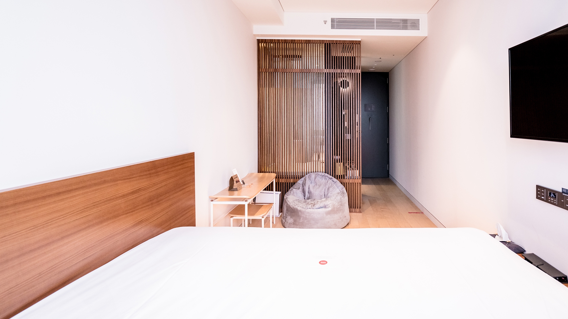 업타운 킹 (디럭스 더블)