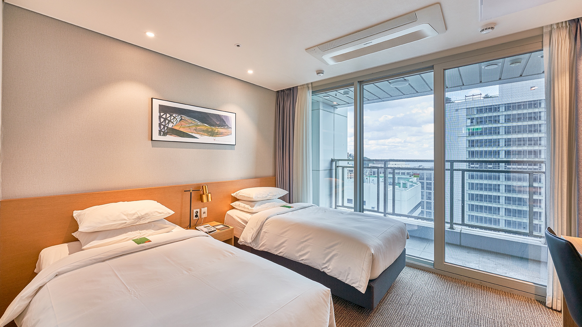 하프 오션 디럭스 트윈