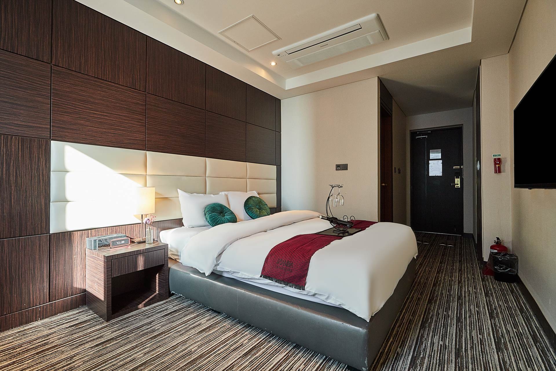 이코노미 스탠다드 랜덤