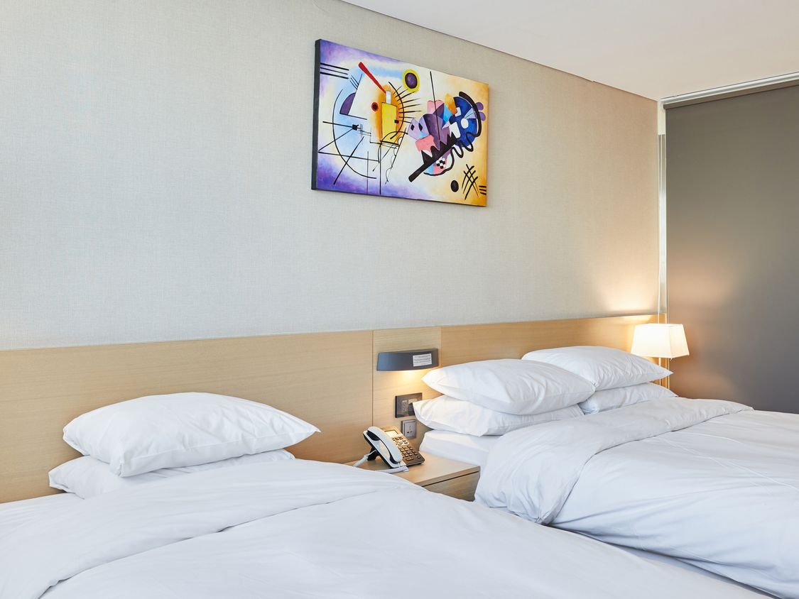 디럭스 패밀리 트윈