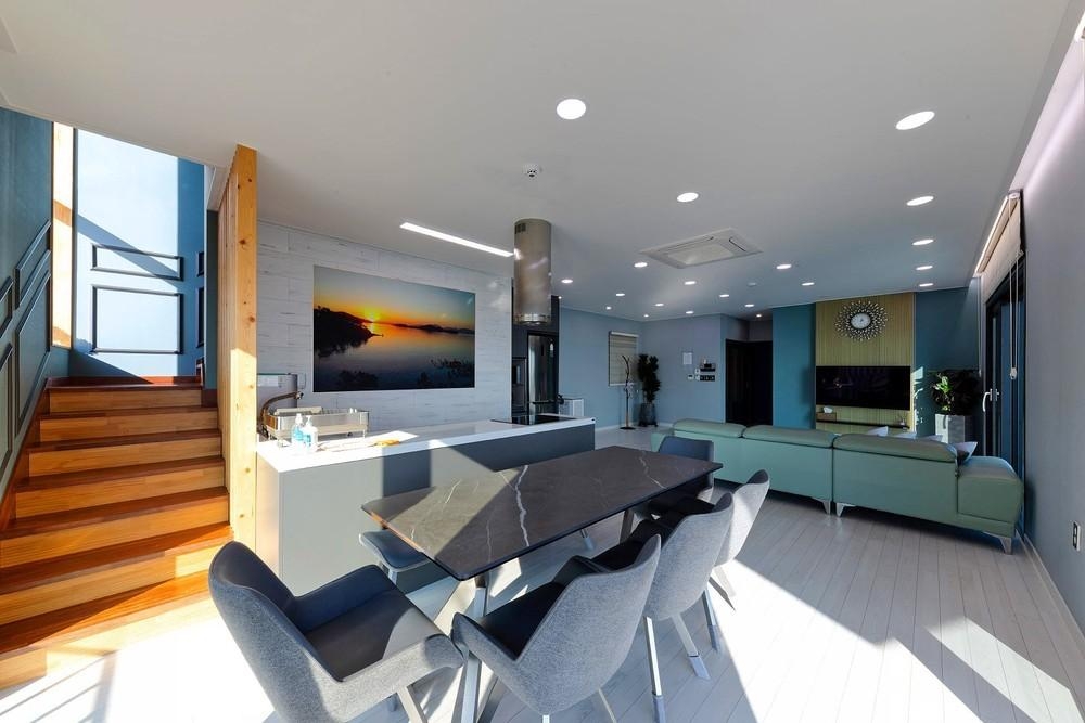 2층 독채 풀빌라