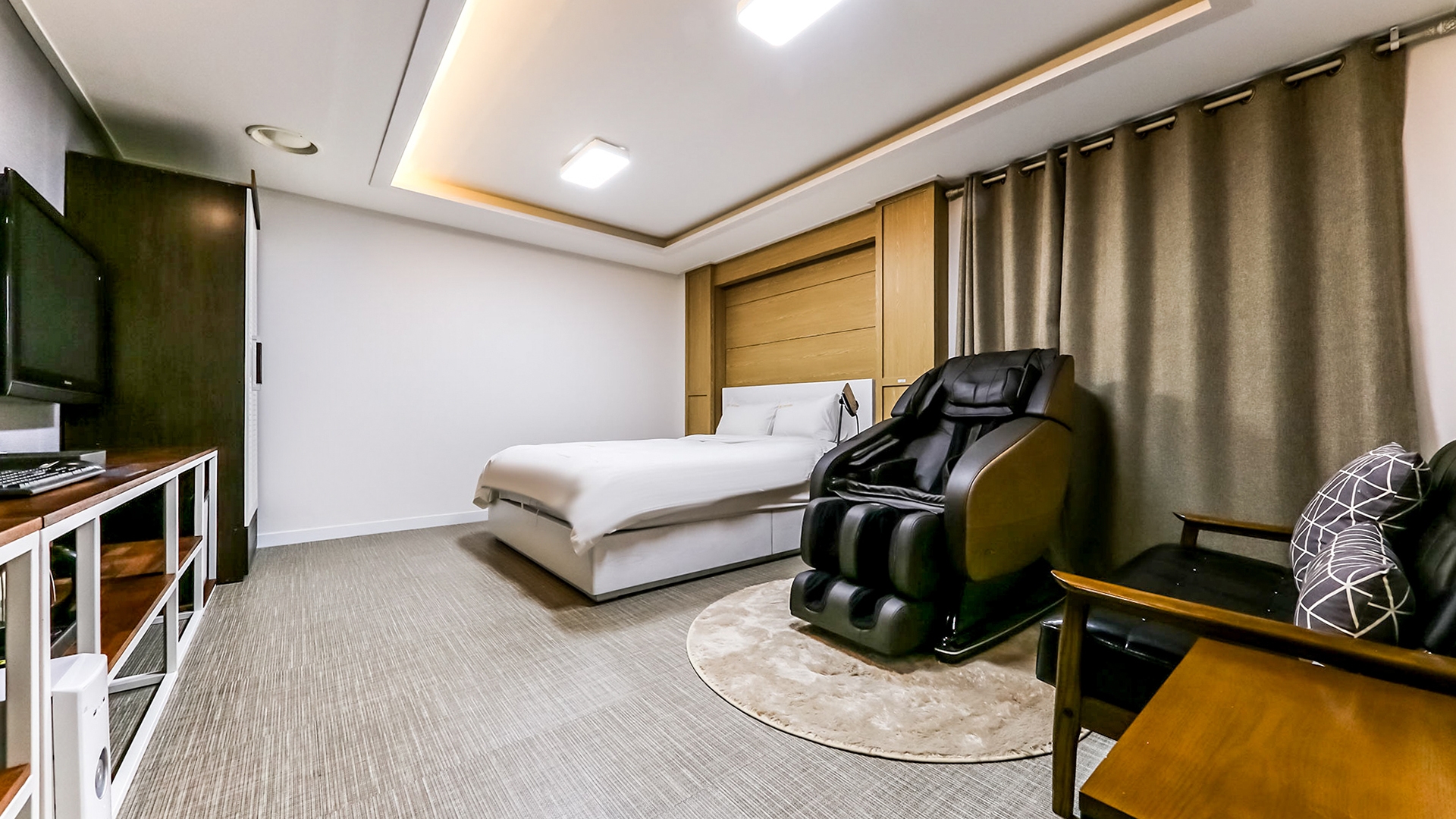 프리미엄 디럭스