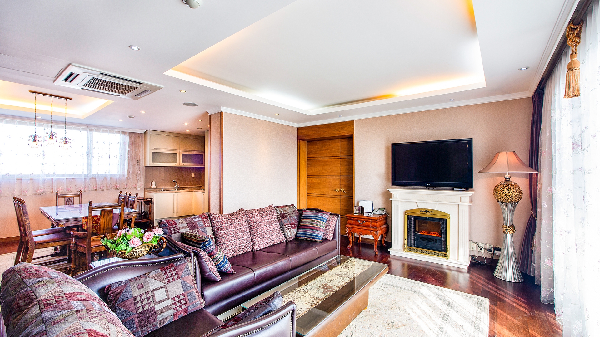 로얄 스위트 (호수뷰)