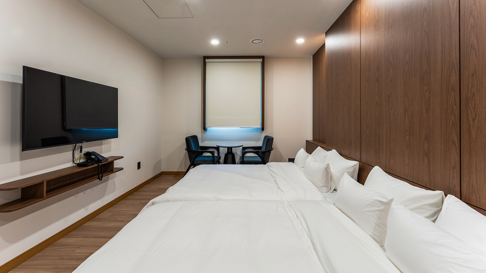 수페리어 풀 스위트 4인룸