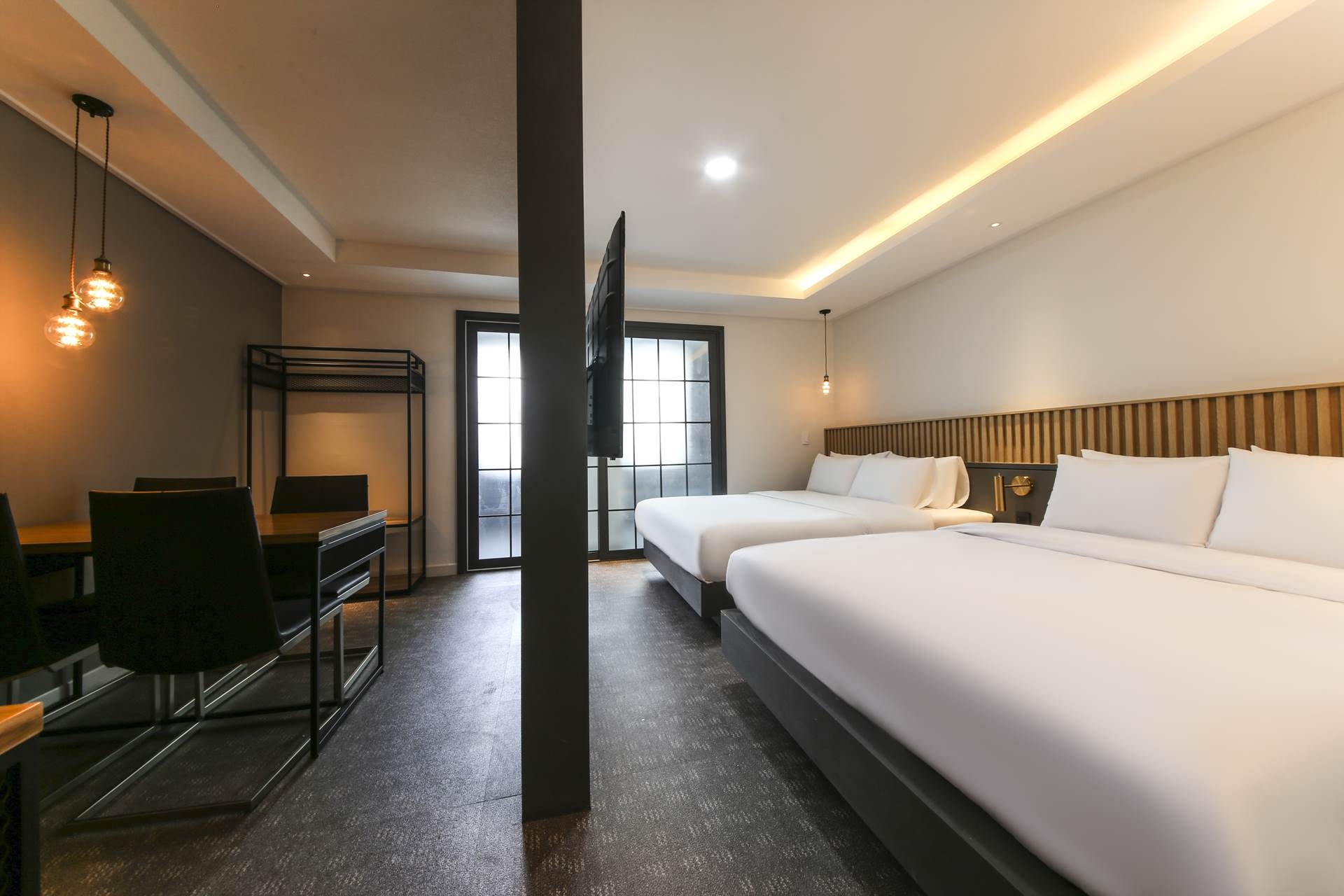 로얄스위트 레지던스 펜션형