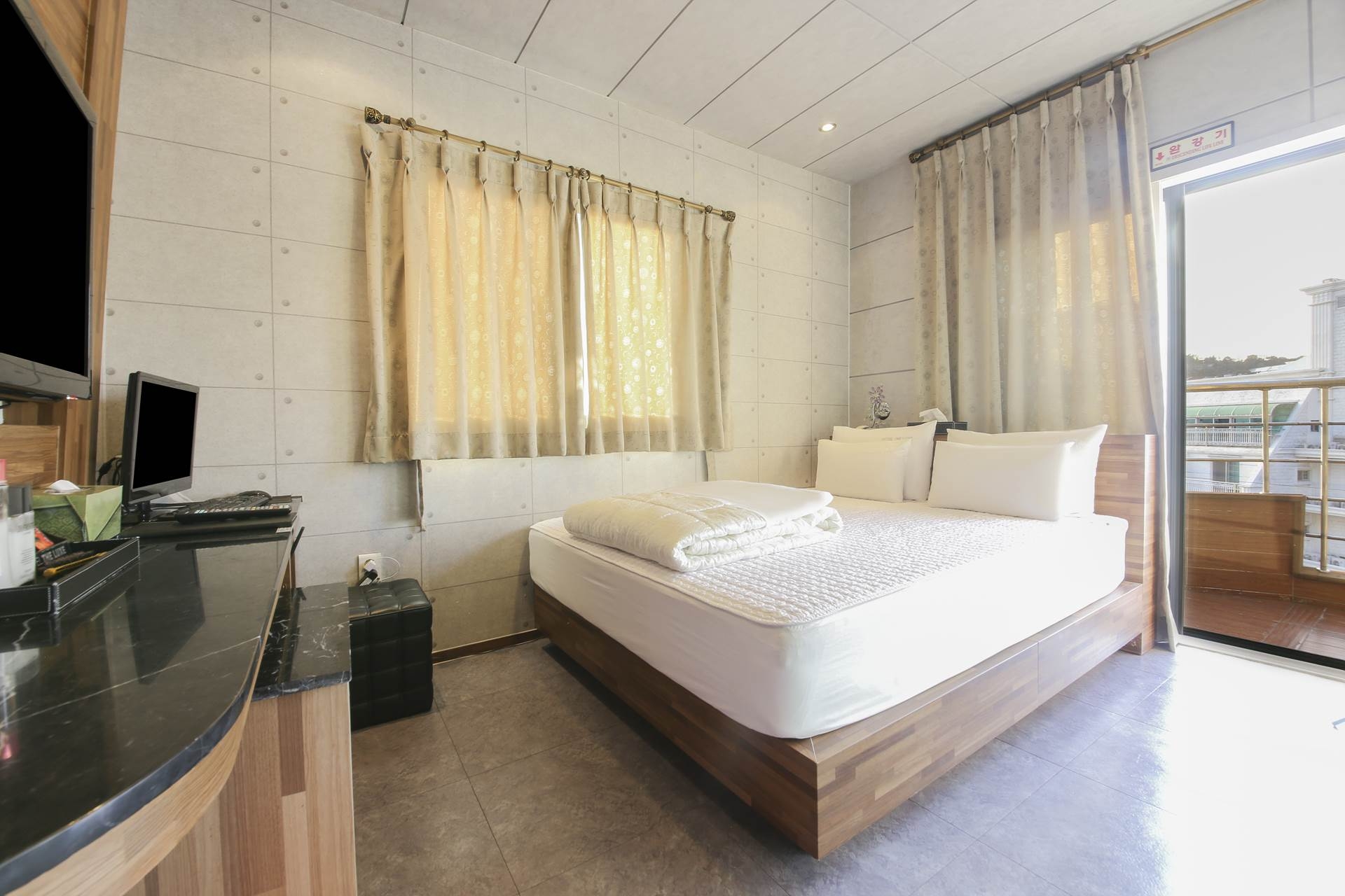 디럭스B(테라스)