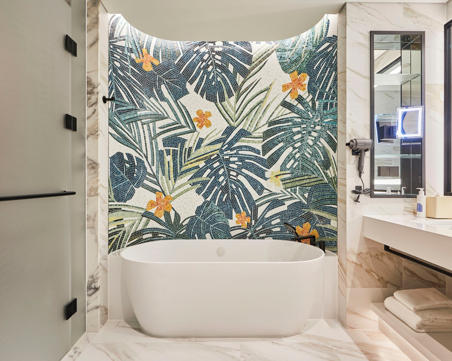 포레스트 타워 디럭스 킹