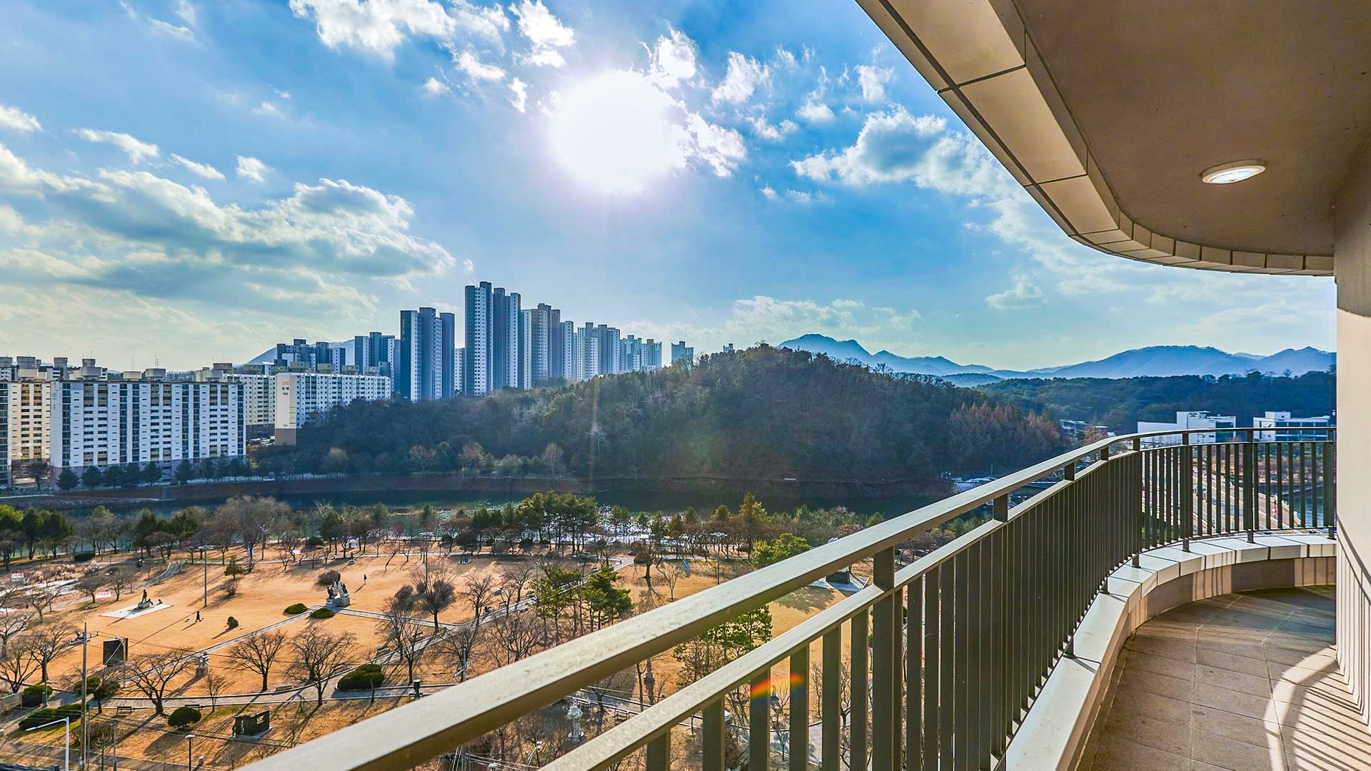 패밀리 트윈 파크&풀사이드뷰 전경