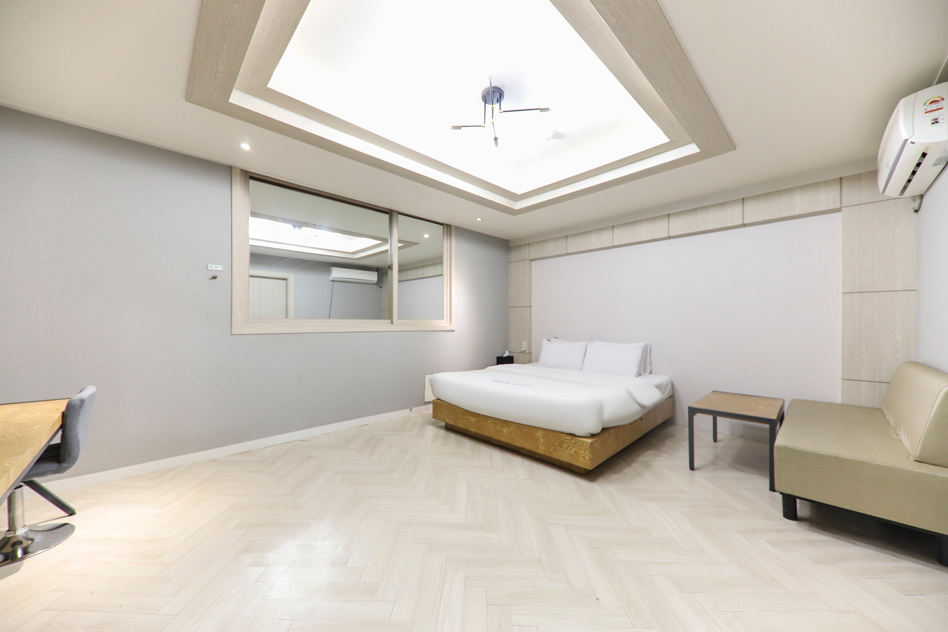 디럭스 (넷플릭스,욕조, 비데)