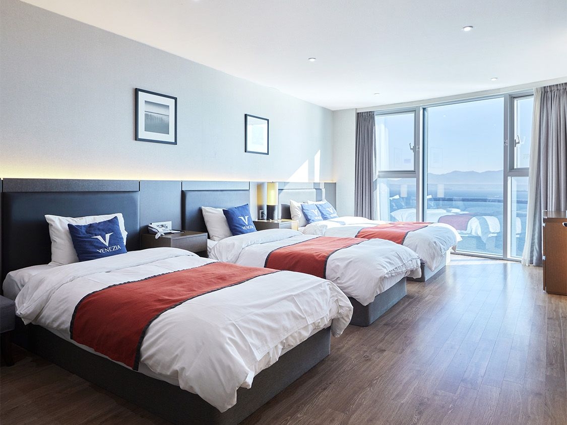 디럭스 패밀리 트리플